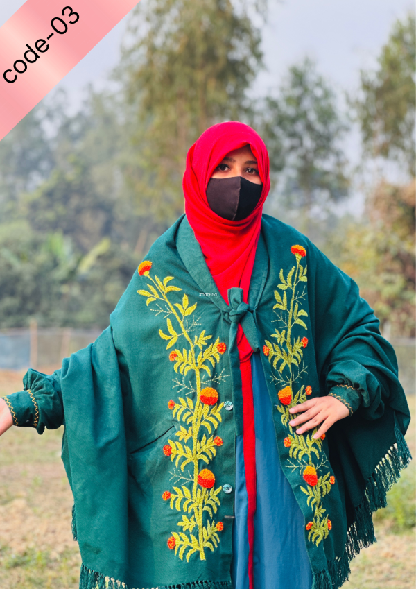 Black White Minimalist Fashion Promotion Poster (1)