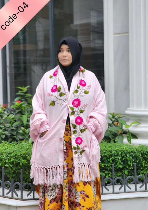 Black White Minimalist Fashion Promotion Poster (2)