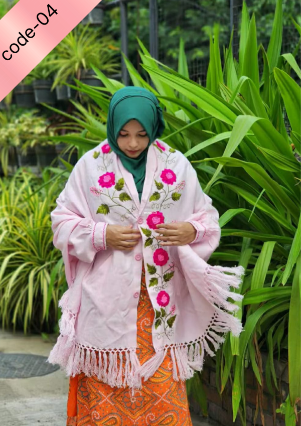 Black White Minimalist Fashion Promotion Poster (3)